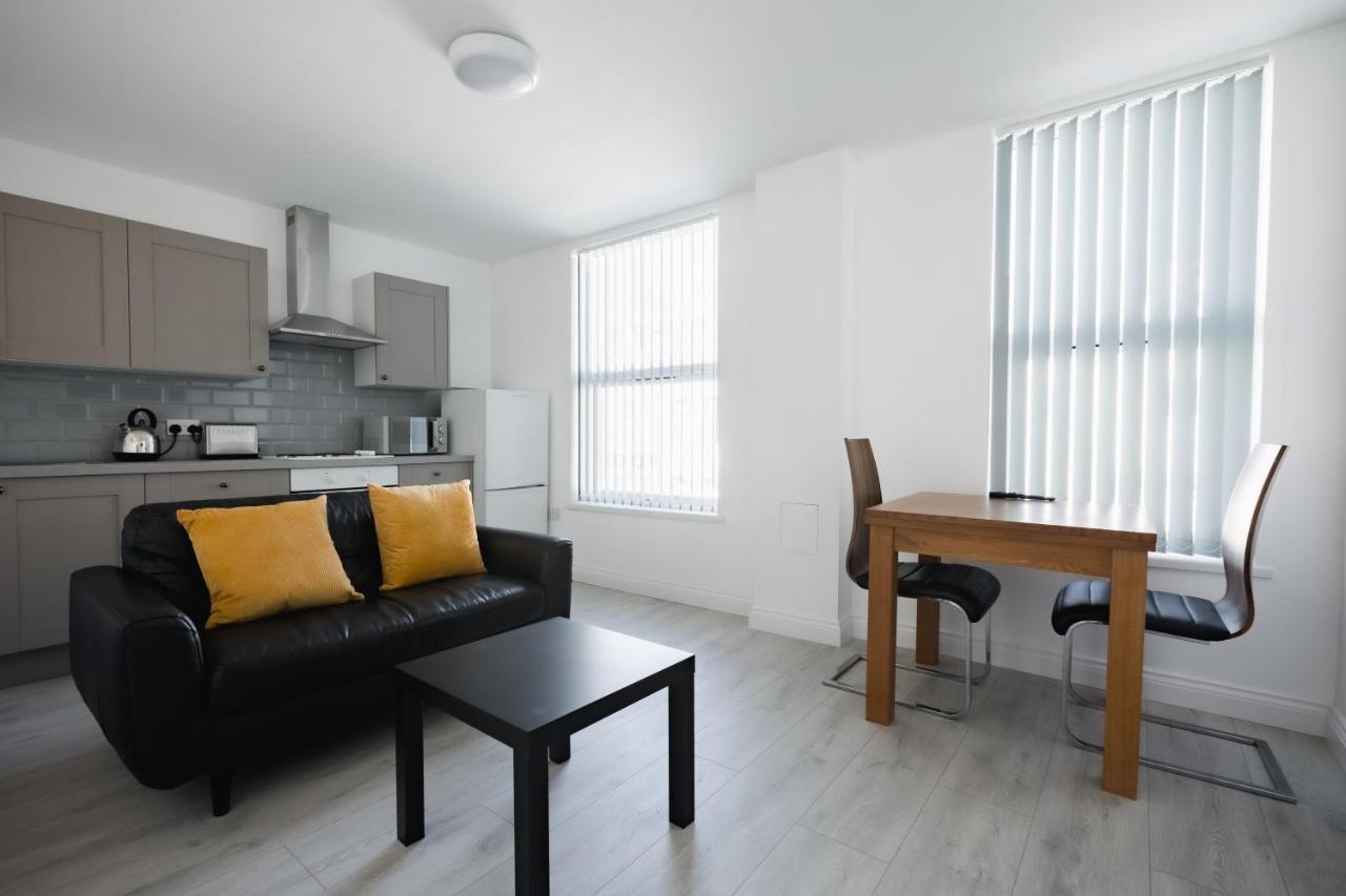 Platform Stadium Apartment With Parking Кингстон-апон-Халл Экстерьер фото